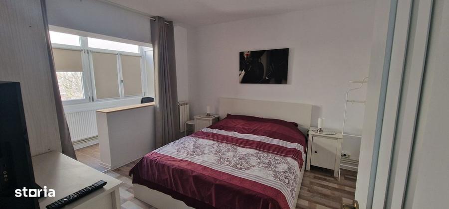 Apartament cu 2 camere decomandat, mobilat în Boema