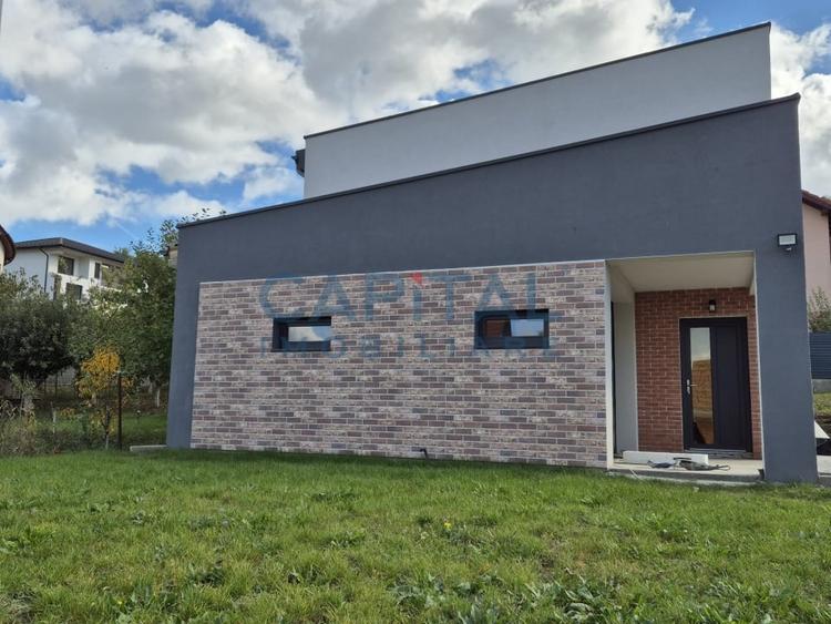 Casa noua superba, finisata si partial mobilata - 2