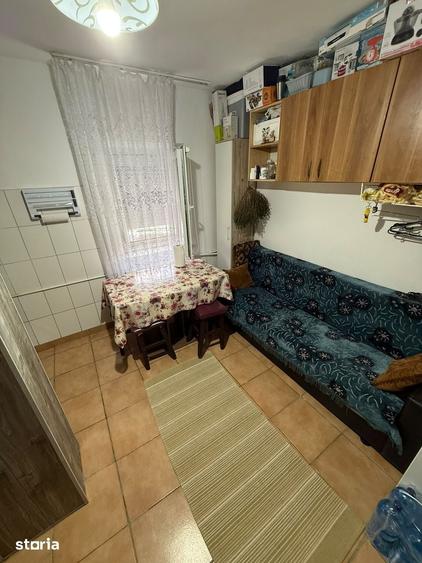 2 camere Craiovita Segarcea Parc Fantasy 52 mp parter inalt 1980 - 7