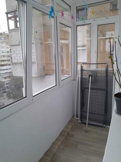 Inchiriez garsoniera - 2