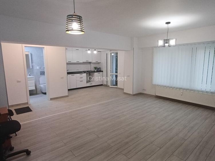 Garsoniera Calea Calarasilor-bloc mixt-stradal