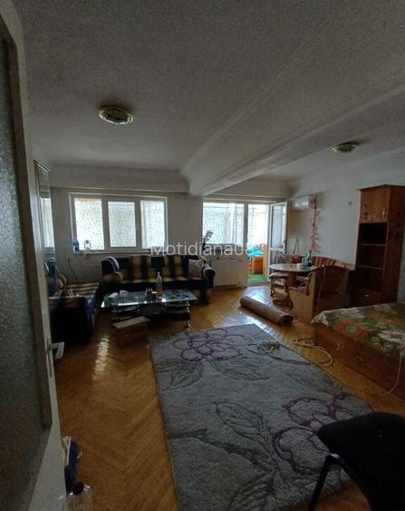 Apartament 4 camere, zona ultra centrala, in spate la Tribunalul nou Apartament 4 camere, zona ultra centrala, in spate la Tribunalul nou