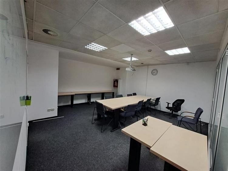 Spatiu pentru birouri, 313 mp utili, situat in cartierul Plopilor! - 2