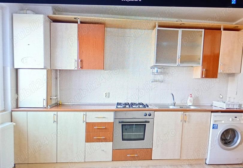 Inchiriez apartament Hunedoara ,zona Castelul Corvinilor - 1