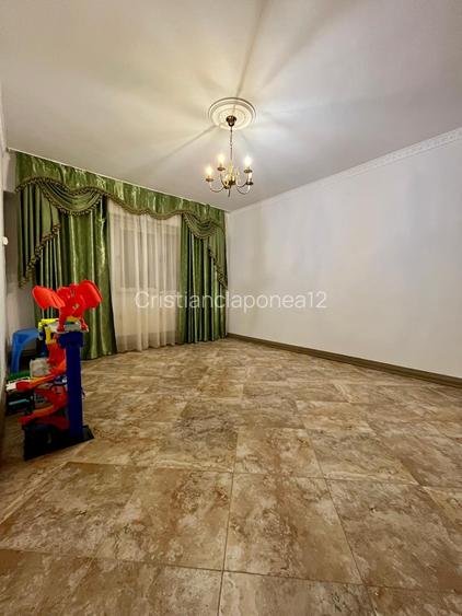 Apartament 3 camere decomandat etaj 1 Zona Faleza Nord