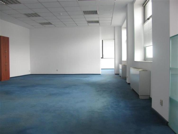 Cladire de birouri de inchiriat Piata Floreasca pretabila clinica - 12