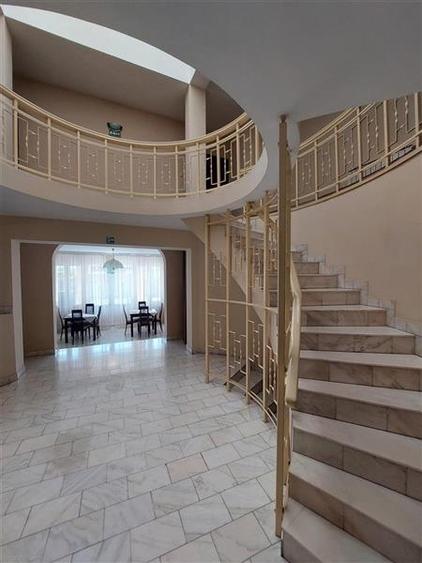 Casa cu 13 camere, pentru activitati diverse, in Micalaca - 5