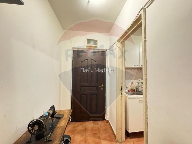 Apartament cu 2 camere de vanzare langa Metrou Basarab