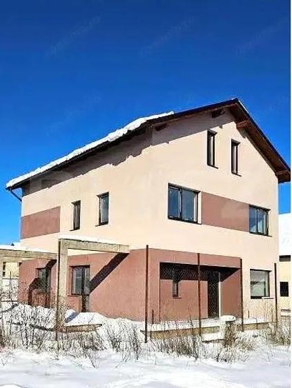 Vila noua 2025 in Sanpetru ideala pentru locuin?a sau investi?ie - 5