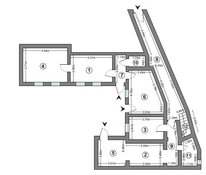 Universitate, Ultracentral, parter de vila, curte proprie, Comision 0 - 10
