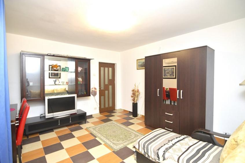 INCHIRIERE GARSONIERA DRISTOR – PARK LAKE - 2