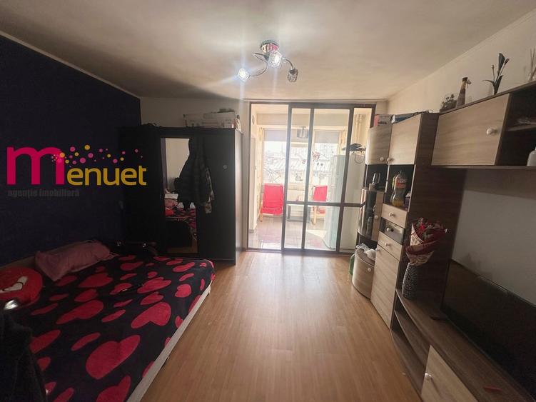 Garsoniera 32 mp , Piata Noua - 2