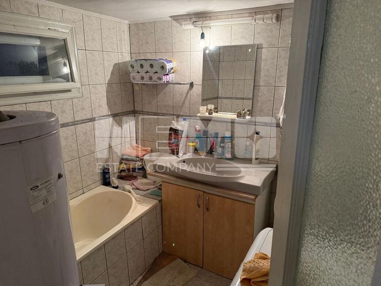 Casă individuală cu 5 camere cu Teren 1500 Mp în Marginea
