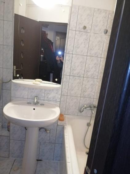 Garsoniera,Central-Deva, 250E/luna - 12