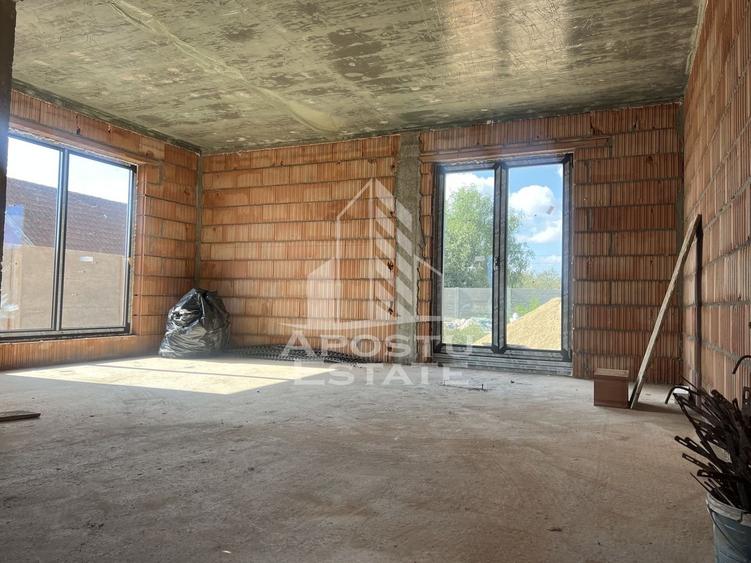 Duplex P+E, despartire prin camera tehnica, 4 camere, in Sanandrei - 2