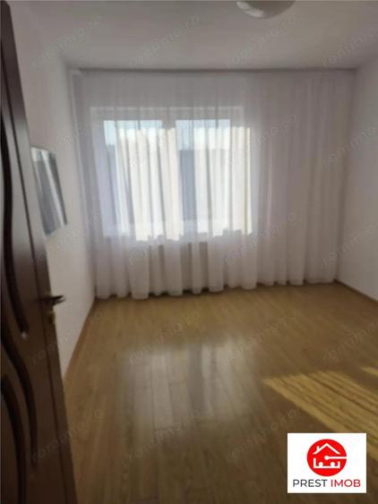 Chirie 3 camere pet friendly - 1