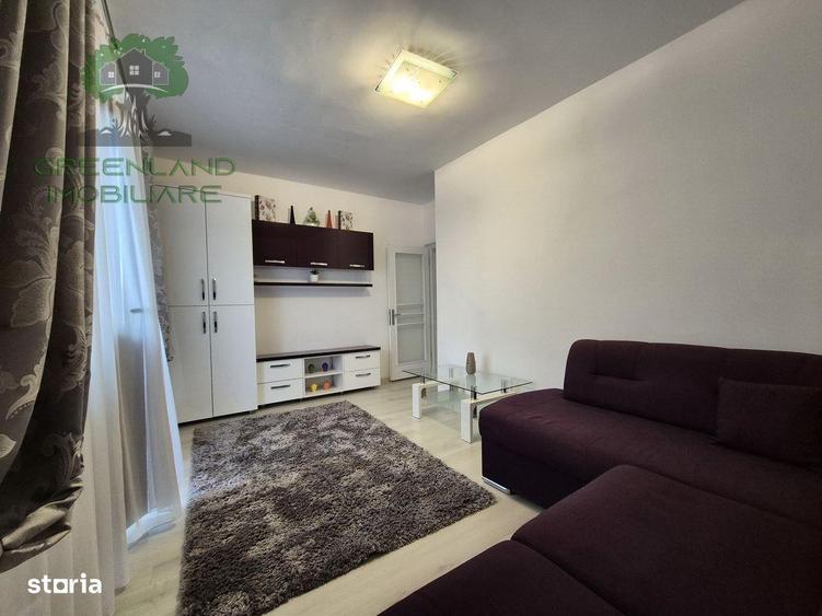 Apartament cu 2 camere decomandat în Podu Roș