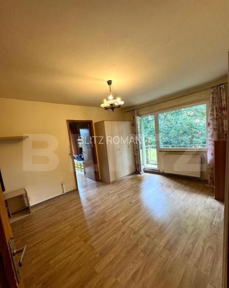 Apartament de vanzare, 3 camere, 67 mp, etaj intermediar, zo