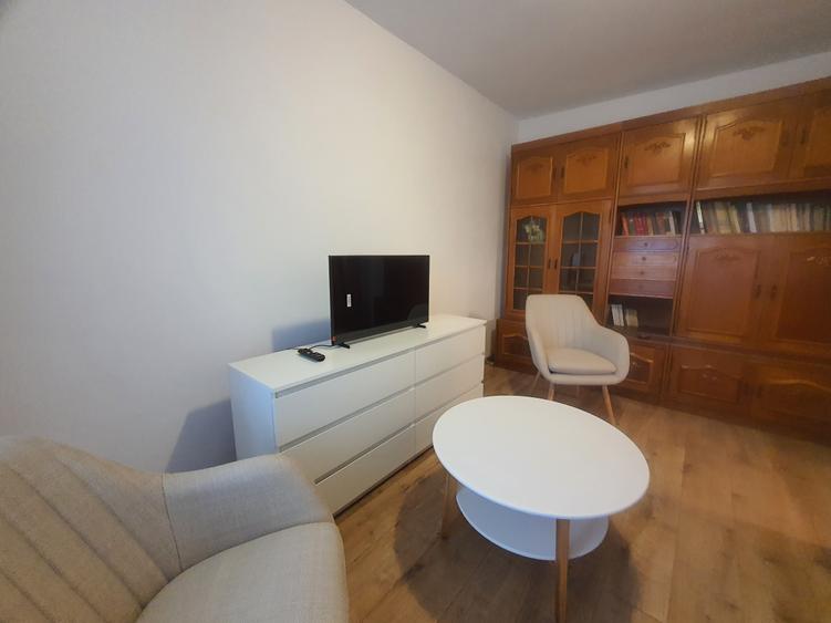 Garsoniera confort 1 decomandata de inchiriat zona Racadau - 2