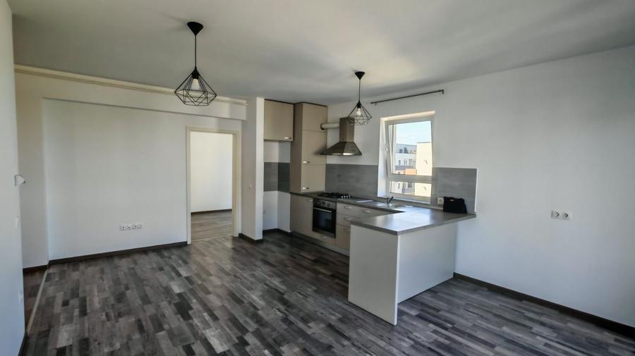 Apartanent 3 camere ,Avantgarden etaj 5, bucataria mobilata. - 1