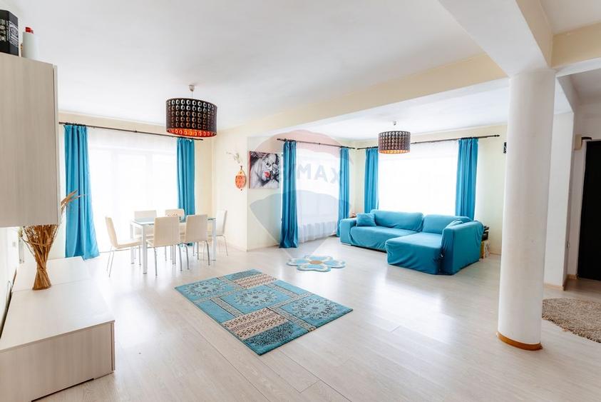 Casă de vânzare P+1 – 245 mp utili, teren 1.240 mp – Băbana,  Argeș - 1