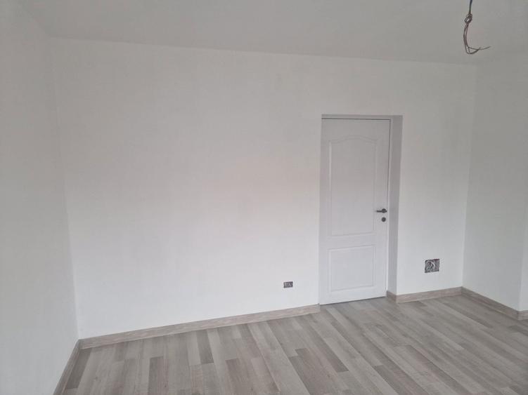 Casa de vanzare In Utvin Strada Principala - 4