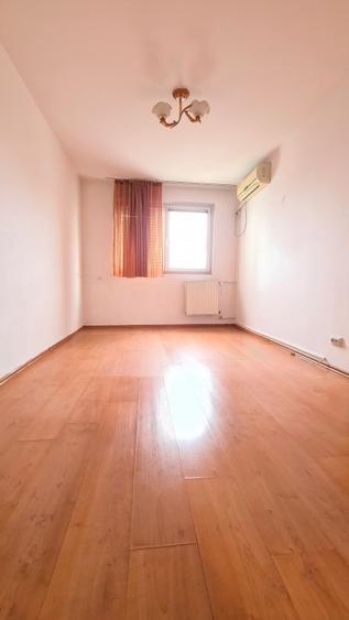 Lujerului Plazza Mall, 3 camere, 220 Euro - 2