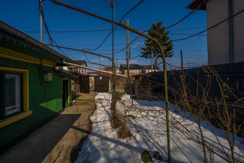 Voluntari - str Siret - lot 445 mp - casa renovabila 150 mp - 16