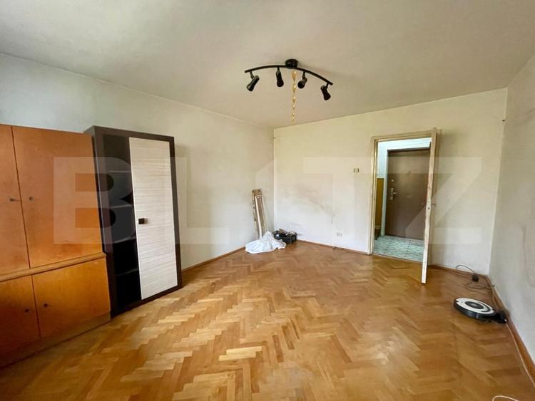 Apartament de vanzare, cu 2 camere, 52 mp, etaj 3, Dambu Pietros - 2