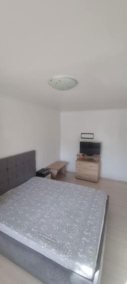 Garsoniera zona bariera de inchiriat - 1