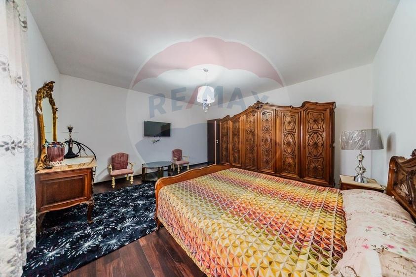 Casă de lux , finisaje premium, piscină, curte amenajată –Vladimirescu - 10