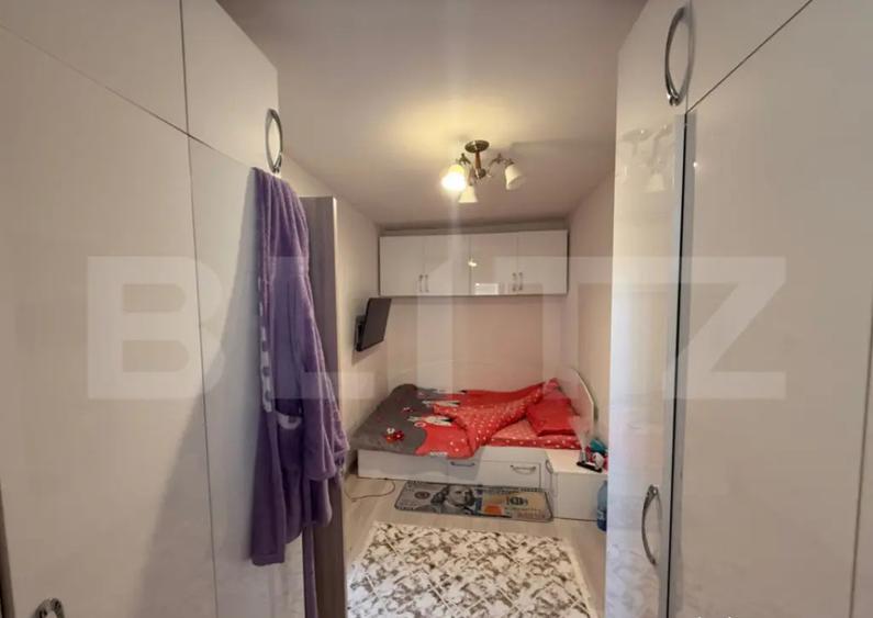Apartament 2 camere ,renovat , zona micro 4 - 4