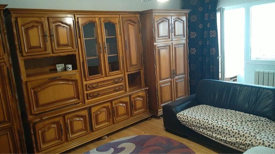 Inchiriez apartament 3 camere - 3