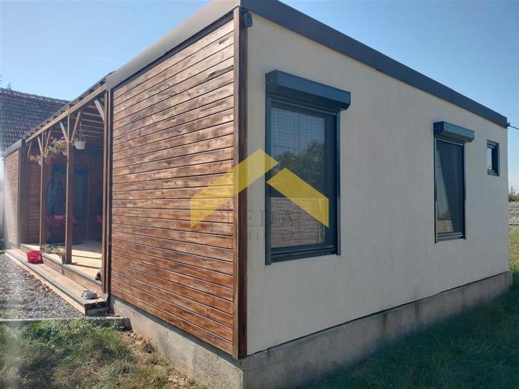 Casa cu trei camere  din containere  Frumuseni - 8