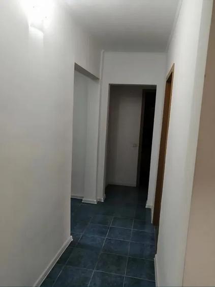 Apartament 4 camere decomandat – Piața Tomis 3 - 3