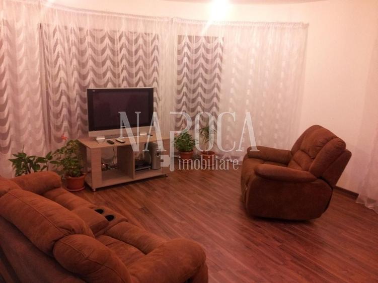 Casă individuală cu 6 camere cu Canalizare în Mărăști