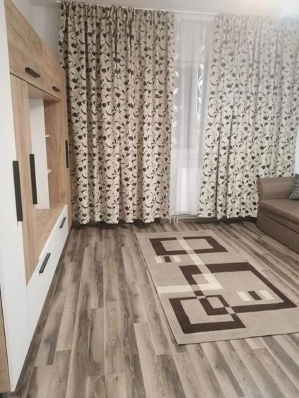 Inchiriez garsoniera - 2