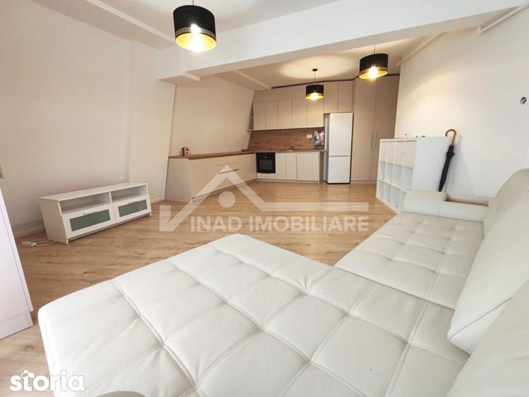 Apartament cu 4 camere, mobilat în Zorilor