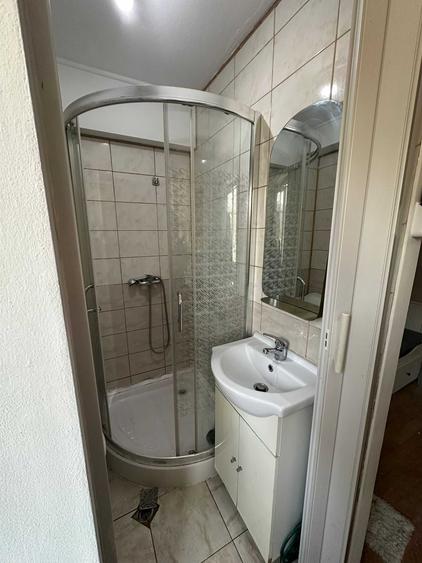 Mica, dar cu personalitate Garsoniera 16 mp | 7 minute de metrou - 1