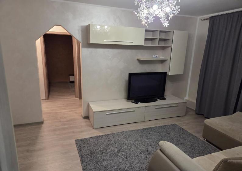 Inchiriez apartament cu 2 camere in Deva, ultracentral, Piata, et 2 - 1