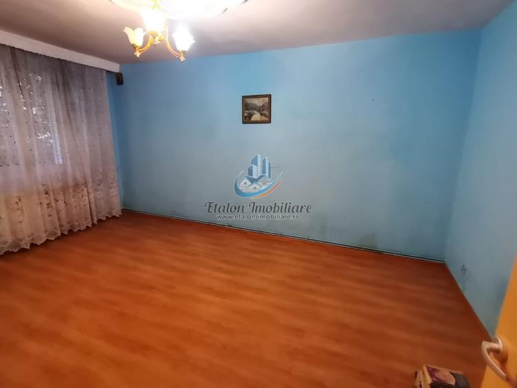 Apartament 3 camere, 2 bai, boxa, parter inalt,&nbsp;zona&nbsp;1&nbsp;Mai - 7