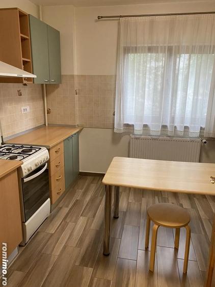 Direct proprietar inchiriez apartament 2 camere mibilate, Calea Serban Voda, sector 4 - 4