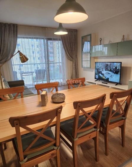 Apartament de inchiriat 2 dormitoare, living cu bucatarie decomandat Apartament de inchiriat 2 dormitoare, living cu bucatarie decomandat