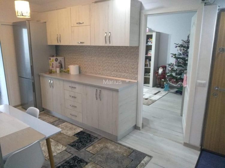 Vând apartament 2 camere