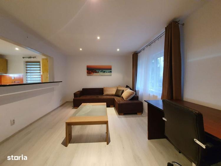 Apartament cu 3 camere, str. Muncitorilor - 5