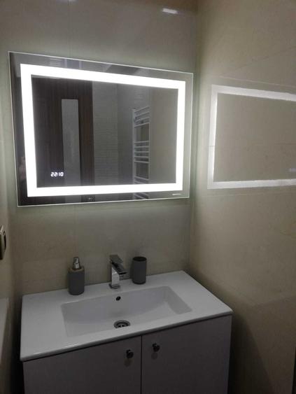 Apartament cu 3 camere decomandat în Tractorul