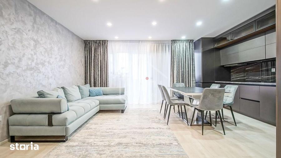 Apartament cu 4 camere decomandat în Tractorul