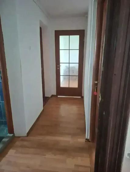 Apartament cu 2 camere decomandat în Călinești