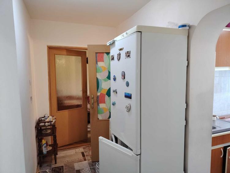 Apartament cu 3 camere semidecomandat în Fălticeni