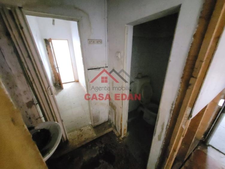 Spațiu comercial, de 135 mp, în Telega